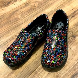 Easy Works by Easy Street non slip Shoes